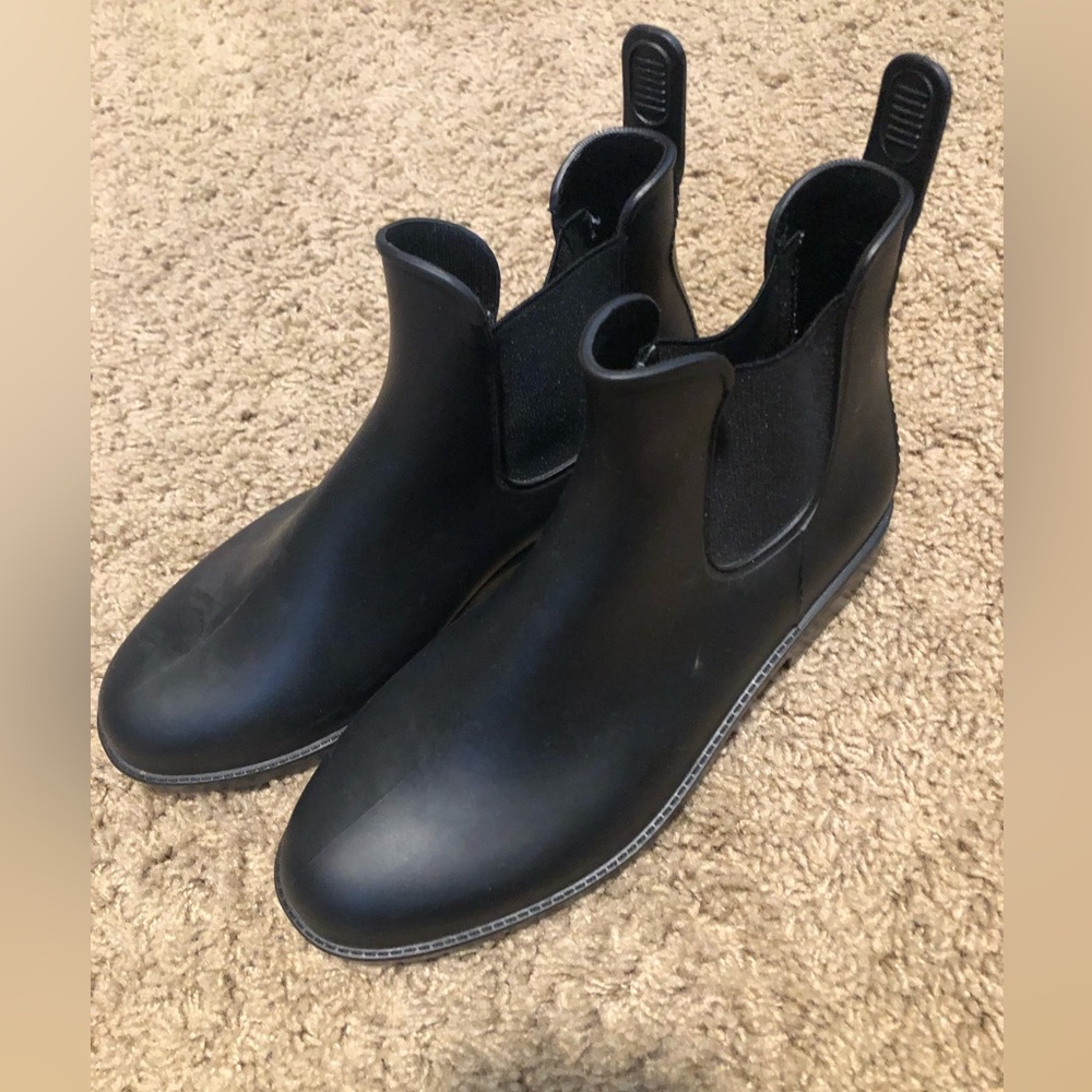 Rain boots